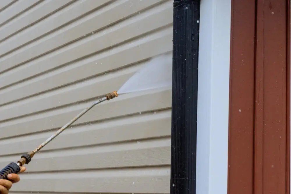 Vinyl siding can be cleaned with a hose. Consider this when choosing home siding for Detroit home